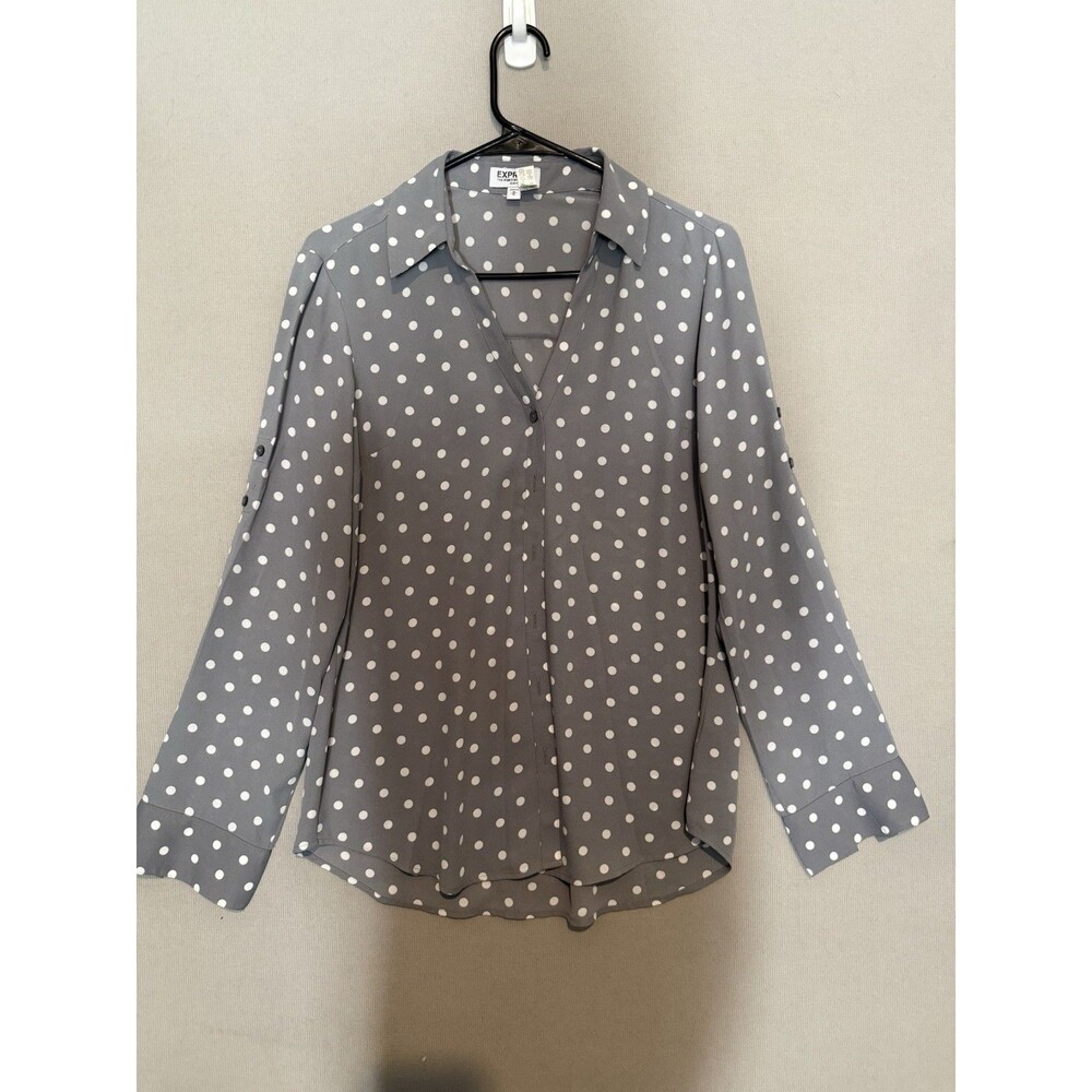 EXPRESS Portofino Gray white Polka Dots Buttons Down Crêpe blouse Medium Career